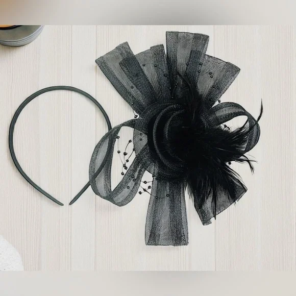 Fascinators Hat Women Tea Party Headband Flower Cocktail Mesh One Size Black NIP - Picture 6 of 9